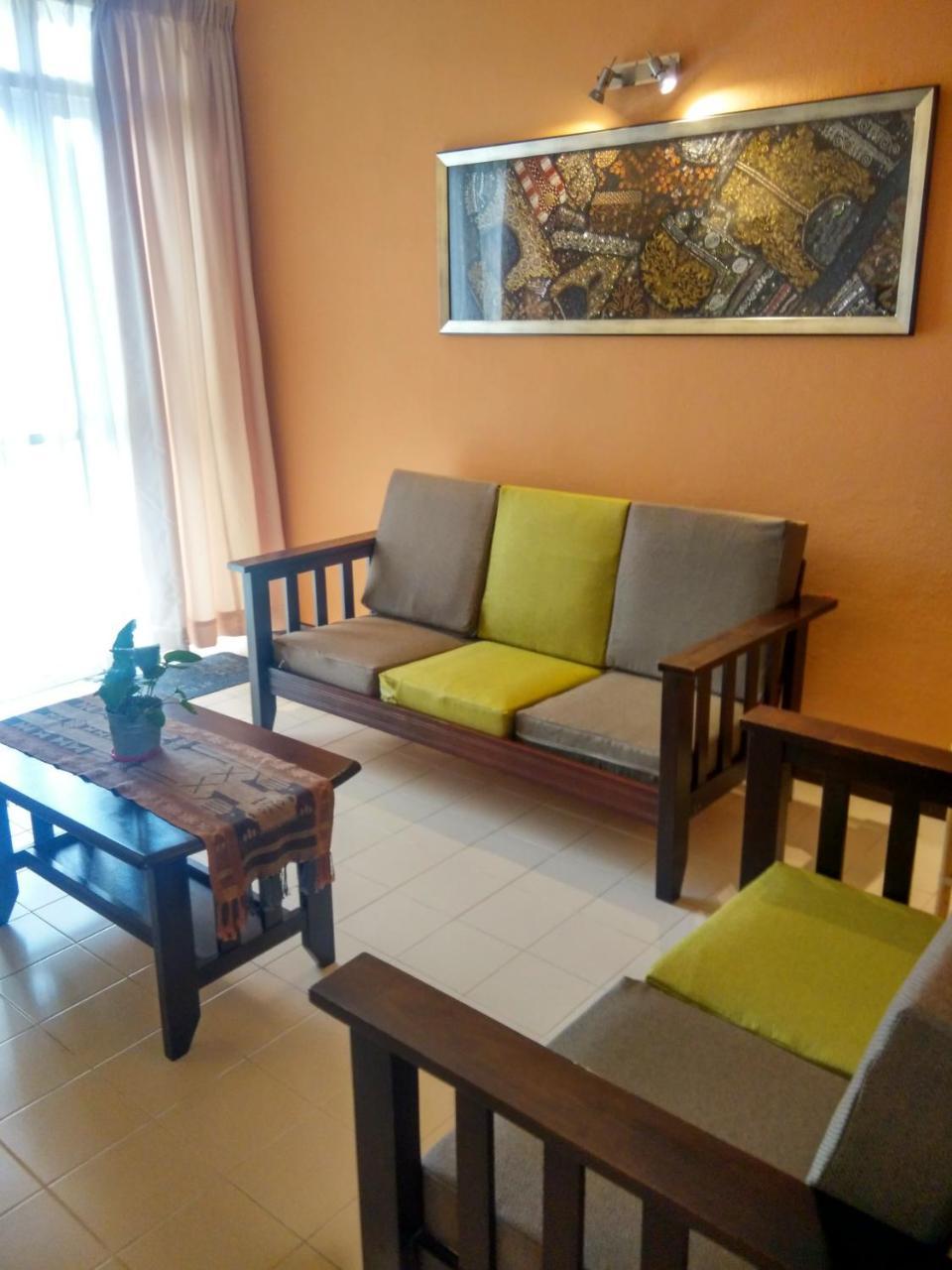 Jean Cleancomfy Apt Near Beach บาตูเฟอริงกี ภายนอก รูปภาพ
